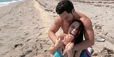 Aidra Fox hides with Peter Green to get fucked hard