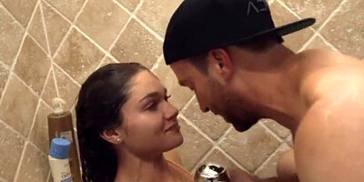 Zoe Bloom - No B-Control Creampie 6