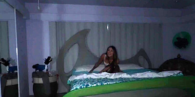 Mackenzie Mace craves for a BBC deep down her cunt