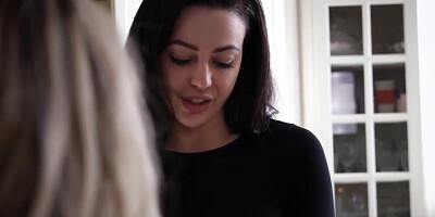 Who Rescued Who I - Carmen Caliente, Whitney Wright