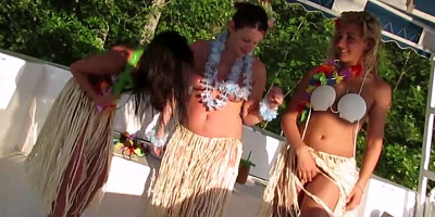 Camera caught a couple of topless babes while on their summer vacation