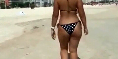 Brazilian mom with nice tanlines is being fucked in amateur scene