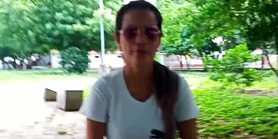 I met a good friend in the park that let me accompany her and eat her pussy