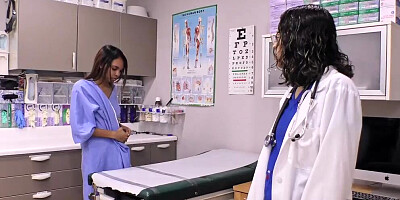 Step Into Dr Tampas Body And Glove In While Solana Becomes Human Guinea Pig For Research With Electricity And Orgasms! POV MedFet Movies