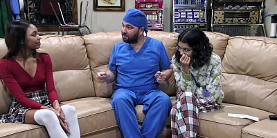 Step Into Dr Tampas Body And Glove In While Solana Becomes Human Guinea Pig For Research With Electricity And Orgasms! POV MedFet Movies