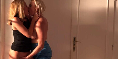 Pretty Dirty Teens - Older Lesbian MILF woman seduces sexually curious straight blonde teen with juicy pussy