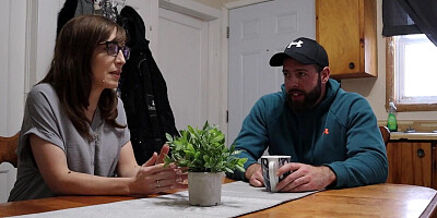 Helpful stranger turned out to be a very hospitable MILF