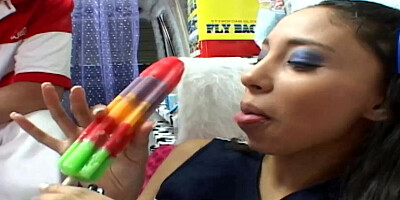 Cheerleader Alexis Love Gets A Big Mouthfull Of Jizz