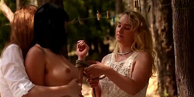 Outdoor exchange of lesbian sex pleasures in nature between young dolls