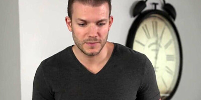 Stepmom Says You should really put those tits away! S16:E7