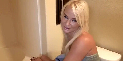 Hot Milf Made Her Stepson Shaved Her Pussy