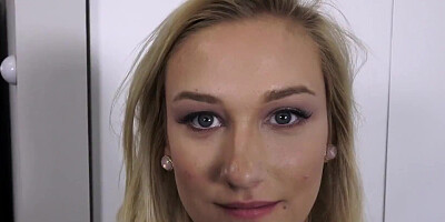 Pretty blonde girl Daisy Lynne is havign sex in the toilet