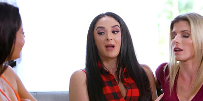 Three naughty girls are licking pussies in this steamy 3some scene