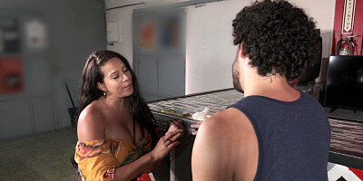 Latina waitress is having sex with a horny drunk quest