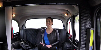 Brunette girl Arwen Gold pays for a taxi ride with her wet pussy