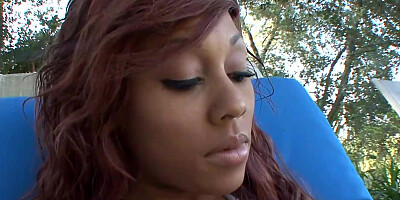 Sexy black stepdaughter seduces with her round booty