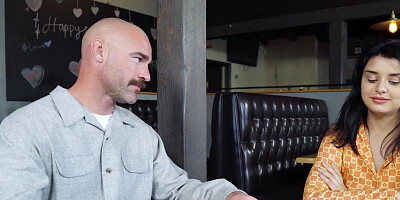 Mackenzie Mace, Penelope Kay & Braylin Bailey are enjoying in shag