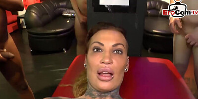 Sperma Party mit tattoo milf und creampie teen