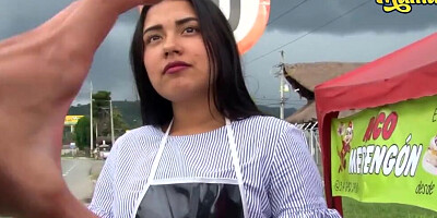 Amateur Latina with a phenomenal booty was asked to have sex with a stranger