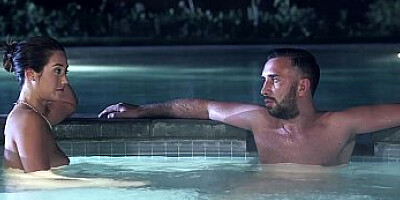 Asian babe fucked closeup at voyeur party