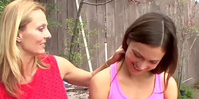 Brenda James & Mandy More are kissing and licking one another's cherry