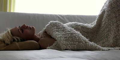 Girlfriends Fit Slim Blonde Masterbates as she Wakes