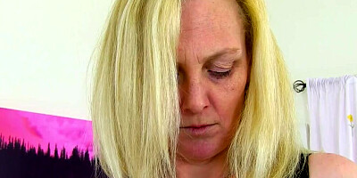Amateur blonde cougars are rubning their muffs in this compilation