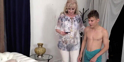 Ella Belle - What A GILF, So Saggy, So Hot! - Barbarella