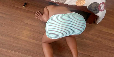 Stuck Under the Bed! Daddy Roleplay and Anal
