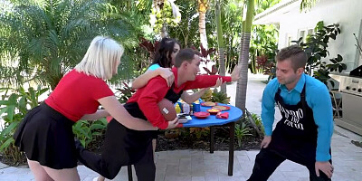 BFFs Sofie Reyez and Sabrina Snow need a Football Lesson