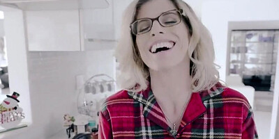 Step Mom Sucks me off for the Holidays POV