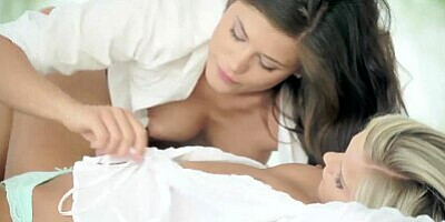 Caprice and Marry Queen hot lesbian sex