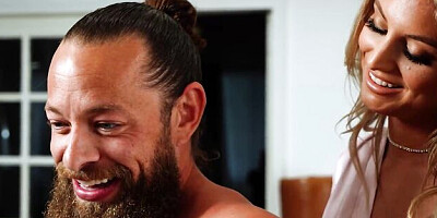 Brad Newman and Kayley Gunner's massage video by Adult Mobile