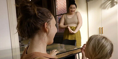 Chubby brunette joins besties in time for threesome