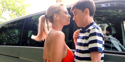 Chesty MILF earns cash by having sex with boy in van