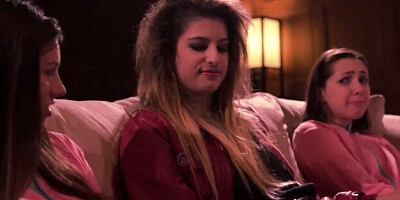 Hot brunette smut with thrilled Shyla Jennings and Jenna Sativa from Girls Way