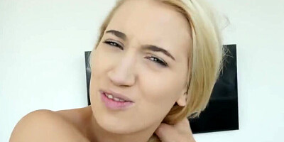Baby sister Sierra swallows her bro's hot sticky load