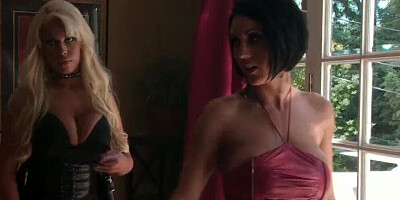 Tommy Gunn gets surrounded by a couple of hot babes