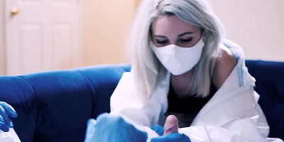 Pandemic made the young couple have sex in hazmat suits
