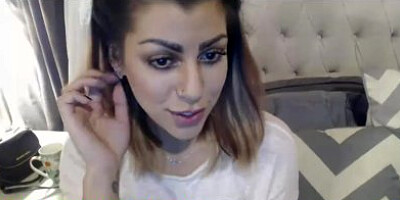 Dazzling camgirl was asked to show her big round tits and oil them up