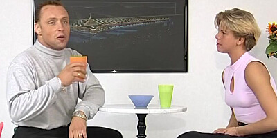 Im Interview schon richtig geil aufeinander