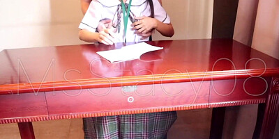 18yo Pinay Student Gets Fucked By Step Dad While Doing Homework