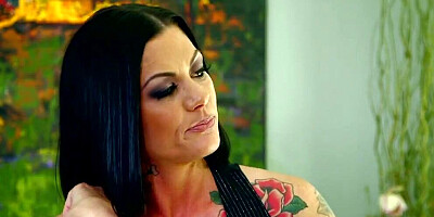 Sara Luvv & Jezebelle Bond are sharing dude's prick in 3some