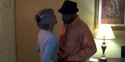 Horny cougar Leilani Lei gets wild on that big black cock