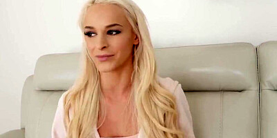 Emma Hix sucks lucky chap's dong and gets fucked on the couch