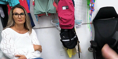 Klepto Stepmom Case No 6615401 - Mandy Rhea