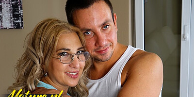 Mature blonde takes cock in a good old doggystyle sex position