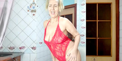 Chubby MILF poses in red lingerie and dances for the webcam