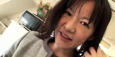 Asian woman likes to fuck, so she even lets him give her a creampie