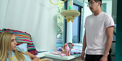 Stepbro I Agree With The Quick Fuck But You Cant - Khloe Kapri